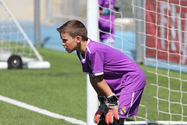 REAL MADRID FOUNDATION GOALKEEPER HIGH PERFORMANCE RESIDENTIAL CAMPS - Football Camps