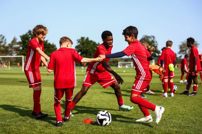 Liverpool FC Development Football Camps - Football Camps