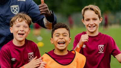 WEST HAM UNITED FOUNDATION  SUMMER CAMP 2026 - STANDARD PROGRAMME - Football Camps